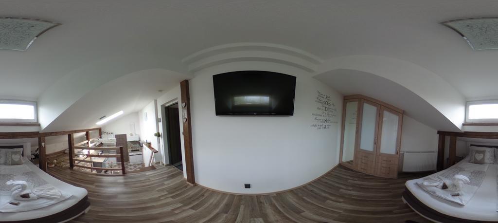 Apartament Luxusni Apartman Nmnm Mezonet Nove Mesto na Morave Zewnętrze zdjęcie